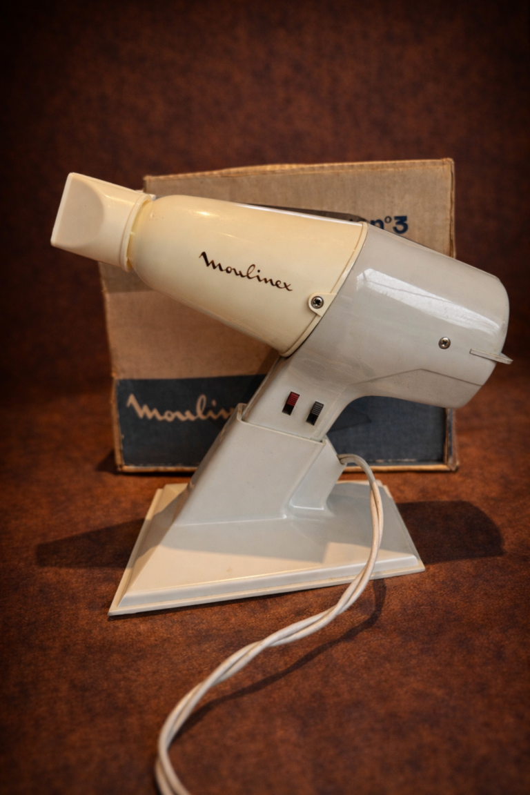 C977A37D-B0FE-4917-BAA9-2444B5853BC4